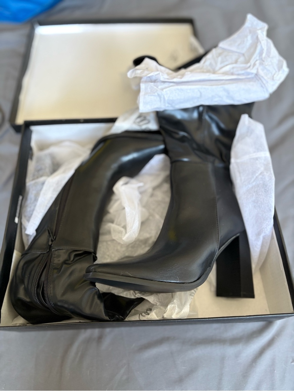 So Me Black Over-the-Knee High Heel Zip Boots